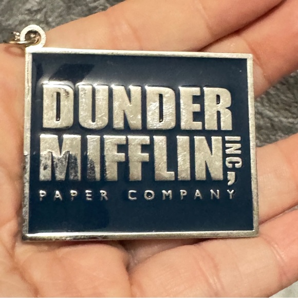 The Office Dunder Mifflin Keychain Official CultureFly Licensed Fan Collectible - Picture 3 of 5
